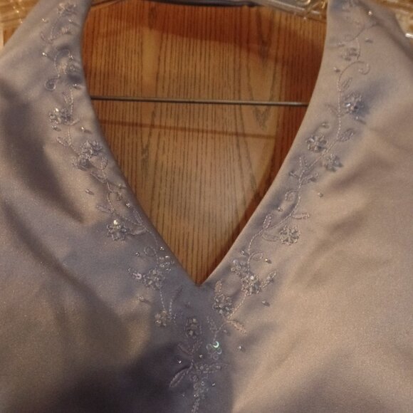 David's Bridal Periwinkle Formal Halter Gown, Size 20 - Picture 2 of 4
